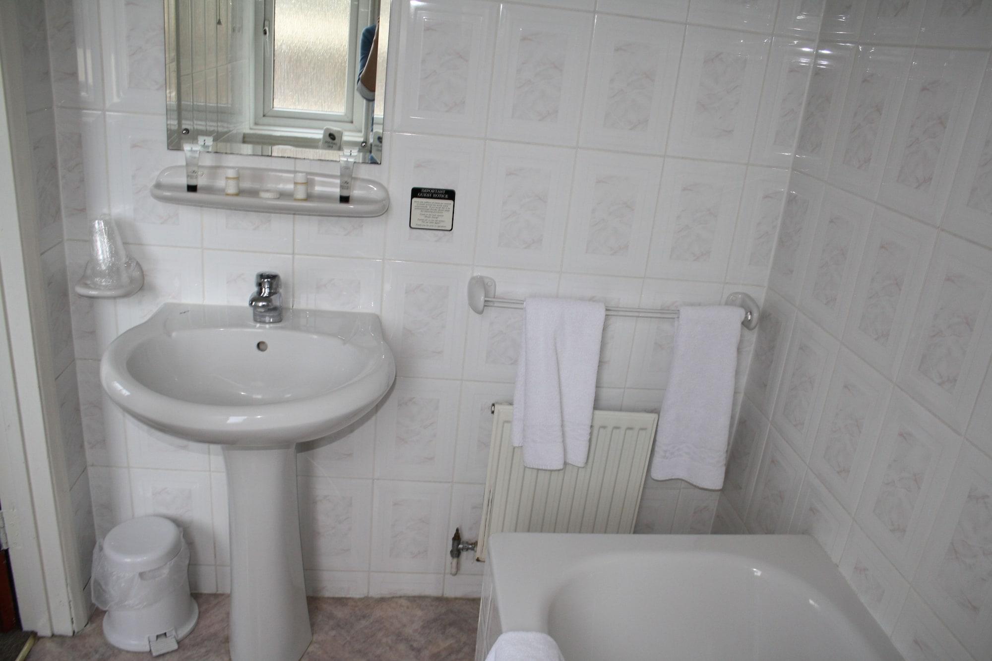 Uno Hotel Thames Μεϊντενχέντ Εξωτερικό φωτογραφία