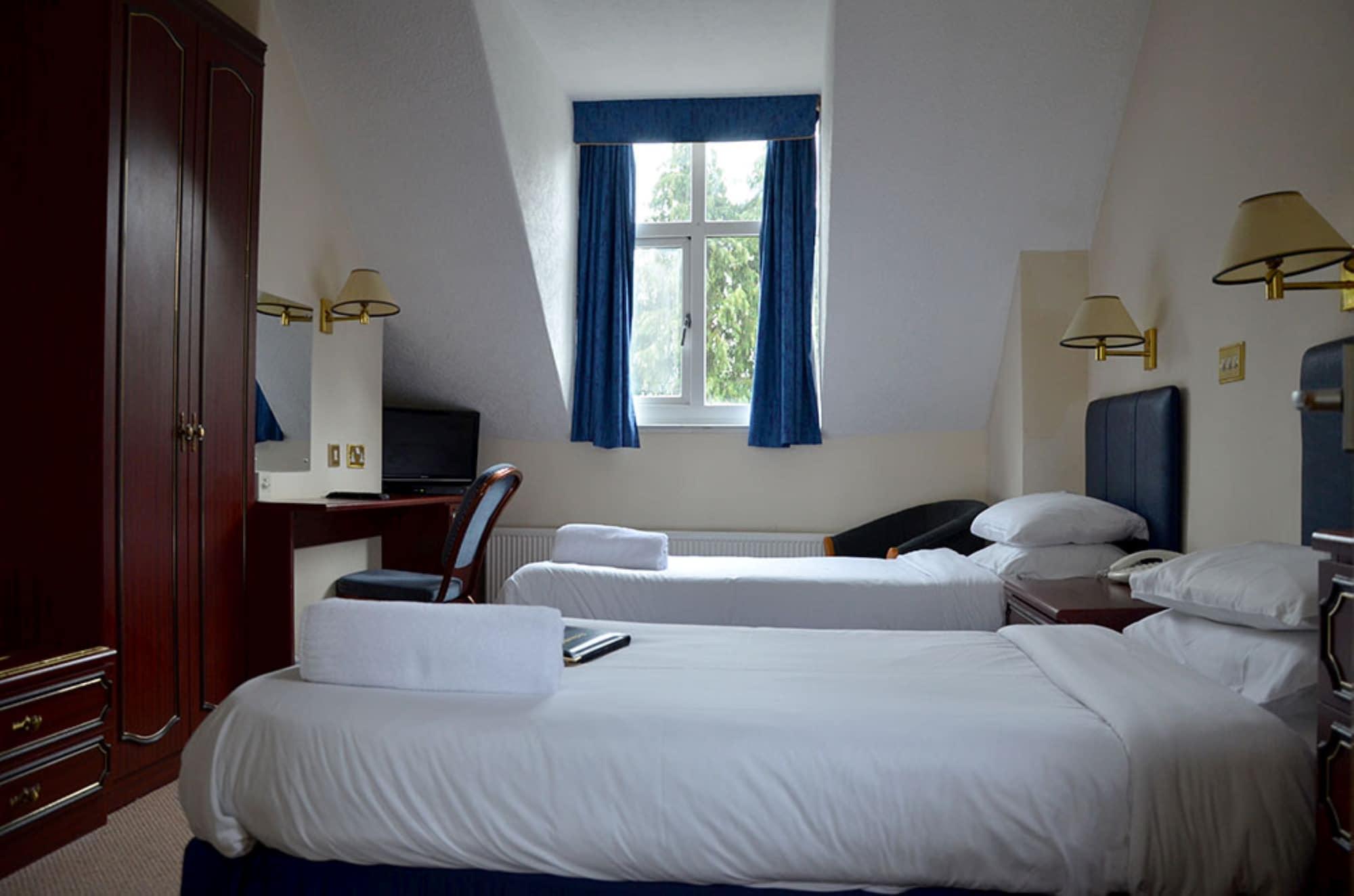 Uno Hotel Thames Μεϊντενχέντ Εξωτερικό φωτογραφία