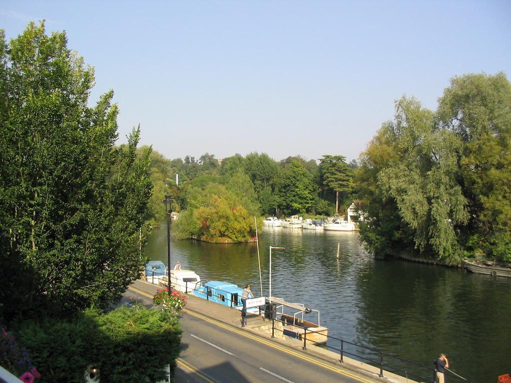 Uno Hotel Thames Μεϊντενχέντ Εξωτερικό φωτογραφία